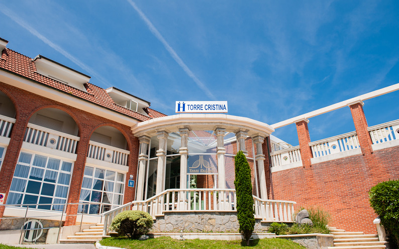Hotel Torre Cristina Noja Eksteriør bilde