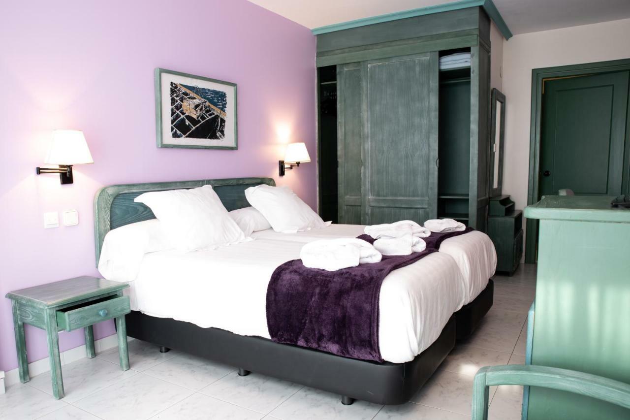 Hotel Torre Cristina Noja Eksteriør bilde